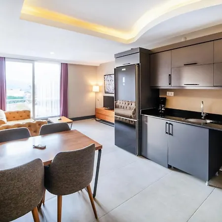 Appartamento Studio Flat With Jacuzzi In *